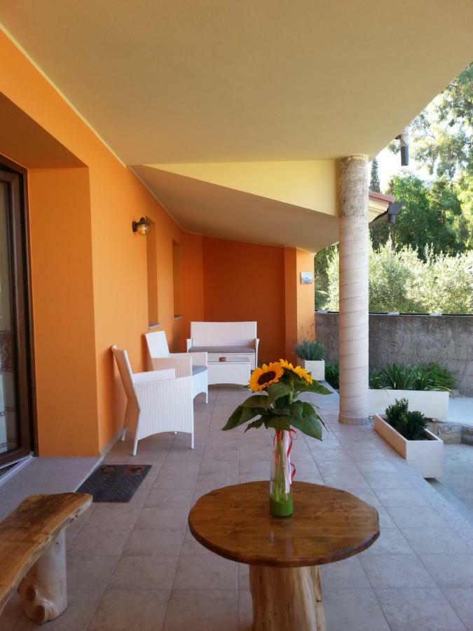 Naracauli Bed & Breakfast Magazzini  Bagian luar foto